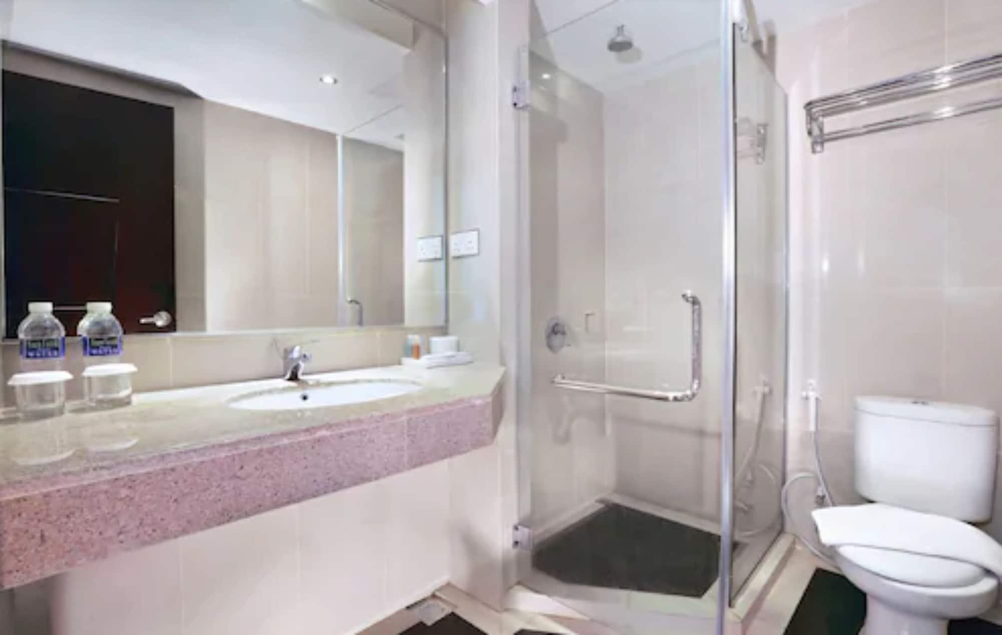 Aston Karimun City Hotel Tanjung Balai Karimun Exterior foto