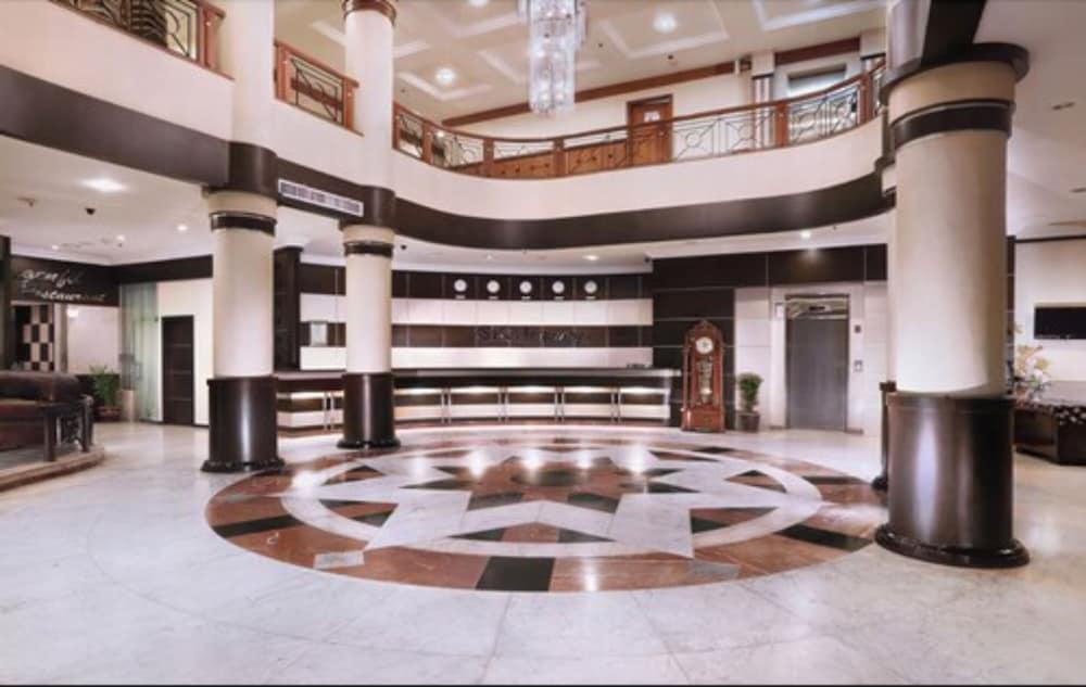 Aston Karimun City Hotel Tanjung Balai Karimun Exterior foto