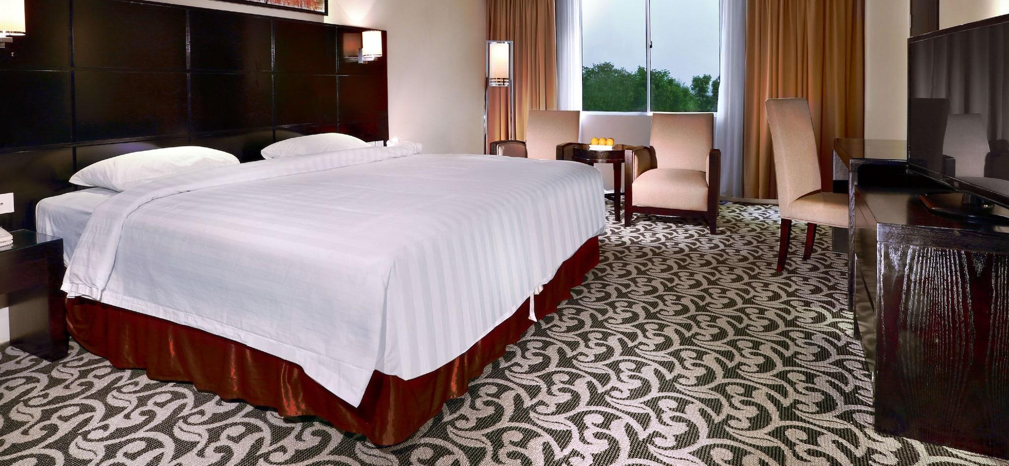 Aston Karimun City Hotel Tanjung Balai Karimun Exterior foto