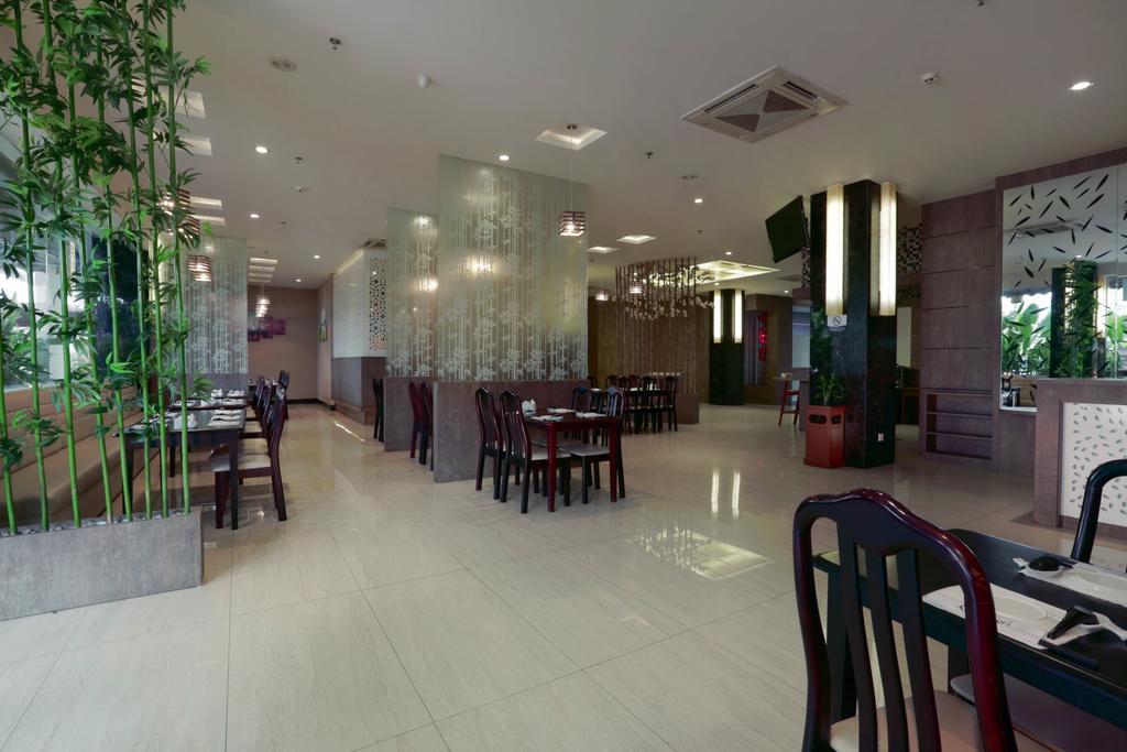 Aston Karimun City Hotel Tanjung Balai Karimun Exterior foto